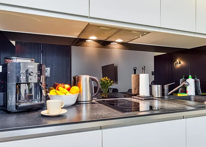 Zloty Lisc Blisko Norweskiej Polany - 5d * 스클라르스카포렘바